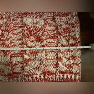 Red knit scarf